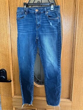 STS Blue Women’s Skinny Jeans Size 28 Distressed Raw Hem